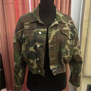 Camouflage Cropped Jacket